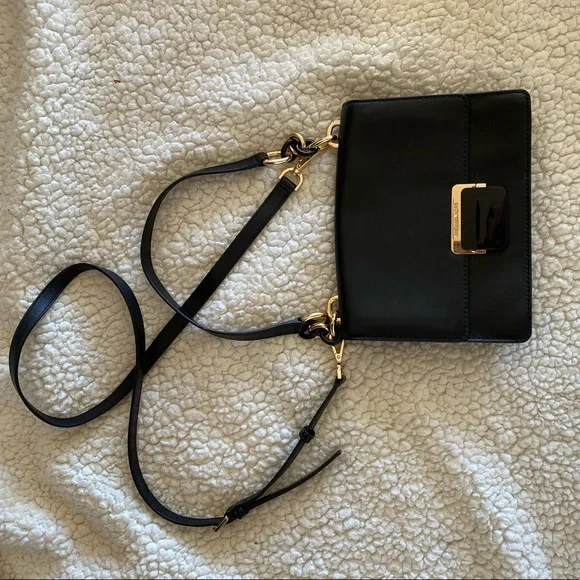 Michael kors purse - Picture 4 of 10